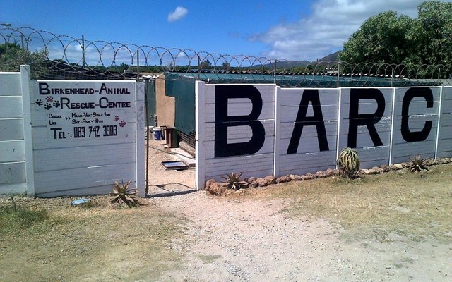 Die voorkant van BARC se hokke op pad na die Stortingsterrein
